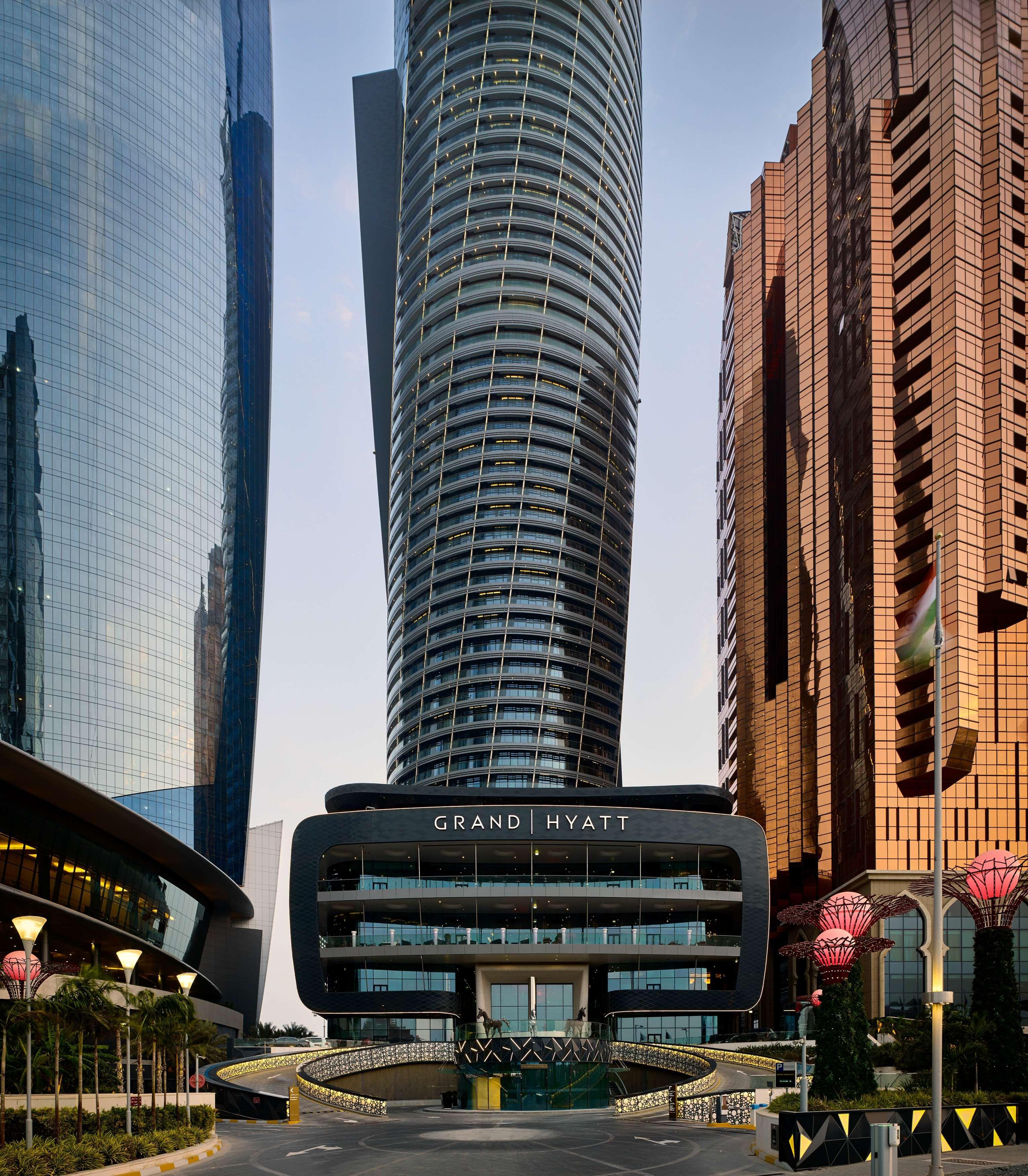 Grand Hyatt Abu Dhabi Hotel & Residences Emirates Pearl 5* Abu Dhabi
