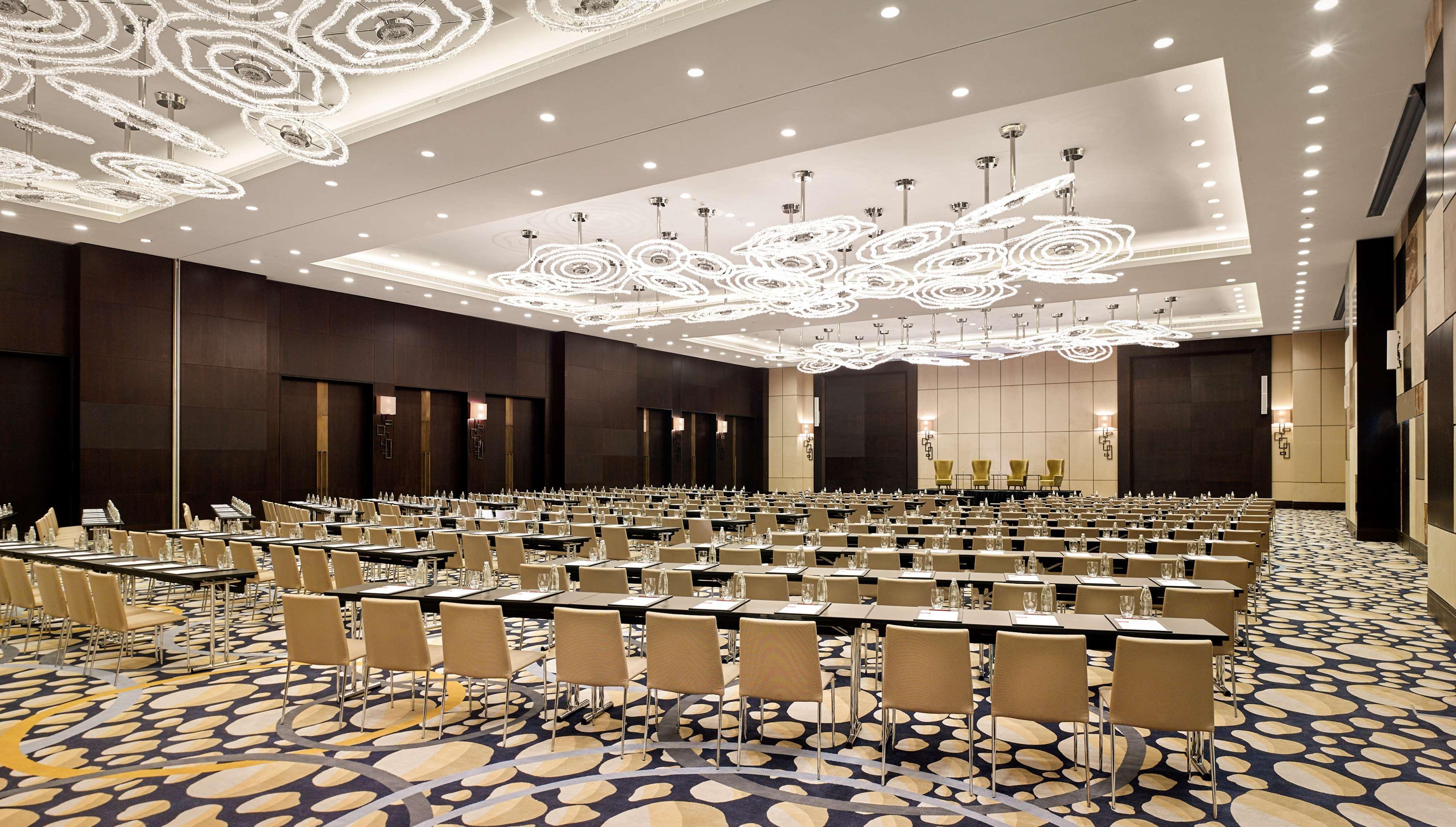 Grand Hyatt & Residences Emirates Pearl Resort Abu Dhabi