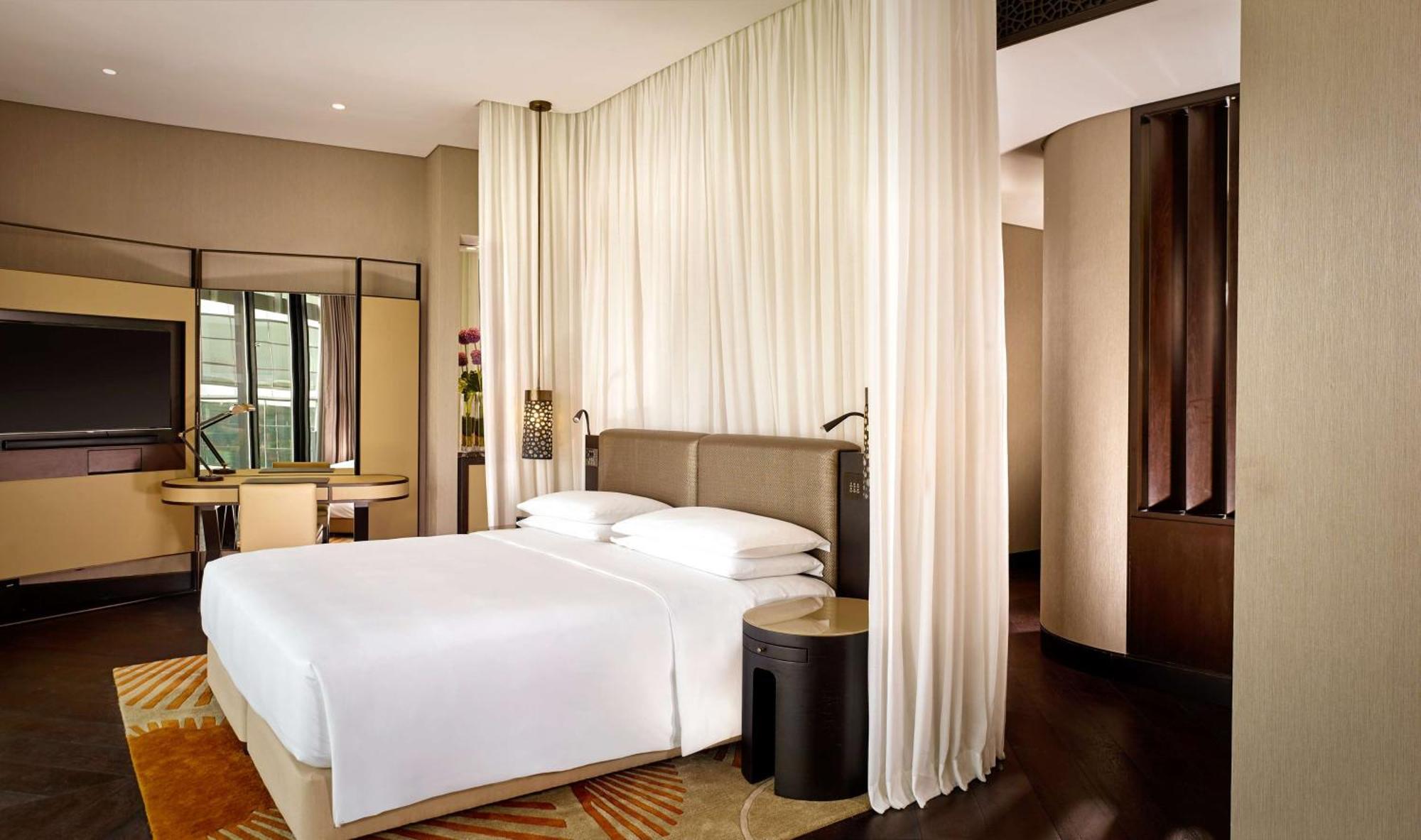 Grand Hyatt & Residences Emirates Pearl Abu Dhabi